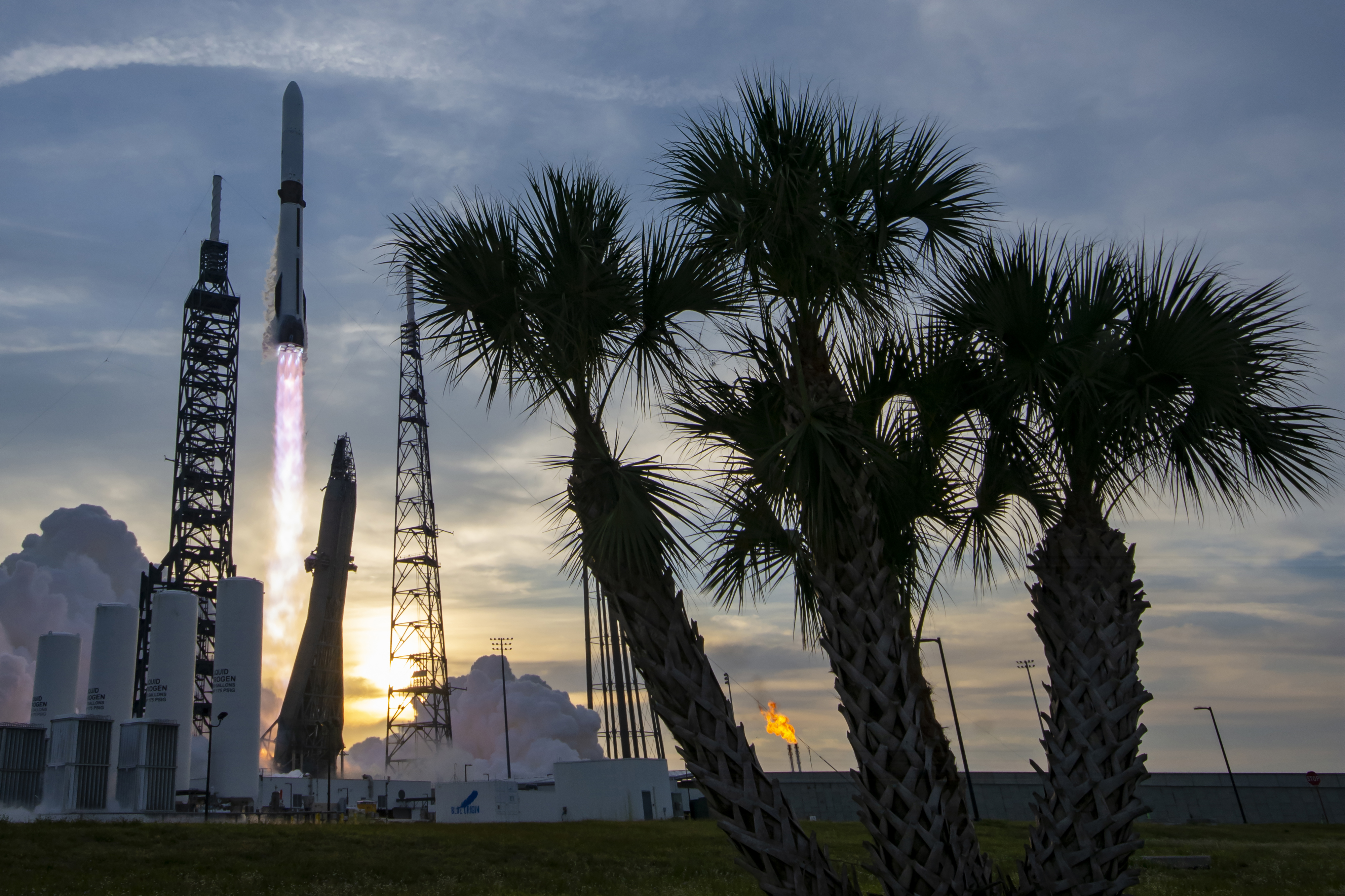New Glenn lifting off during the NG-3 mission