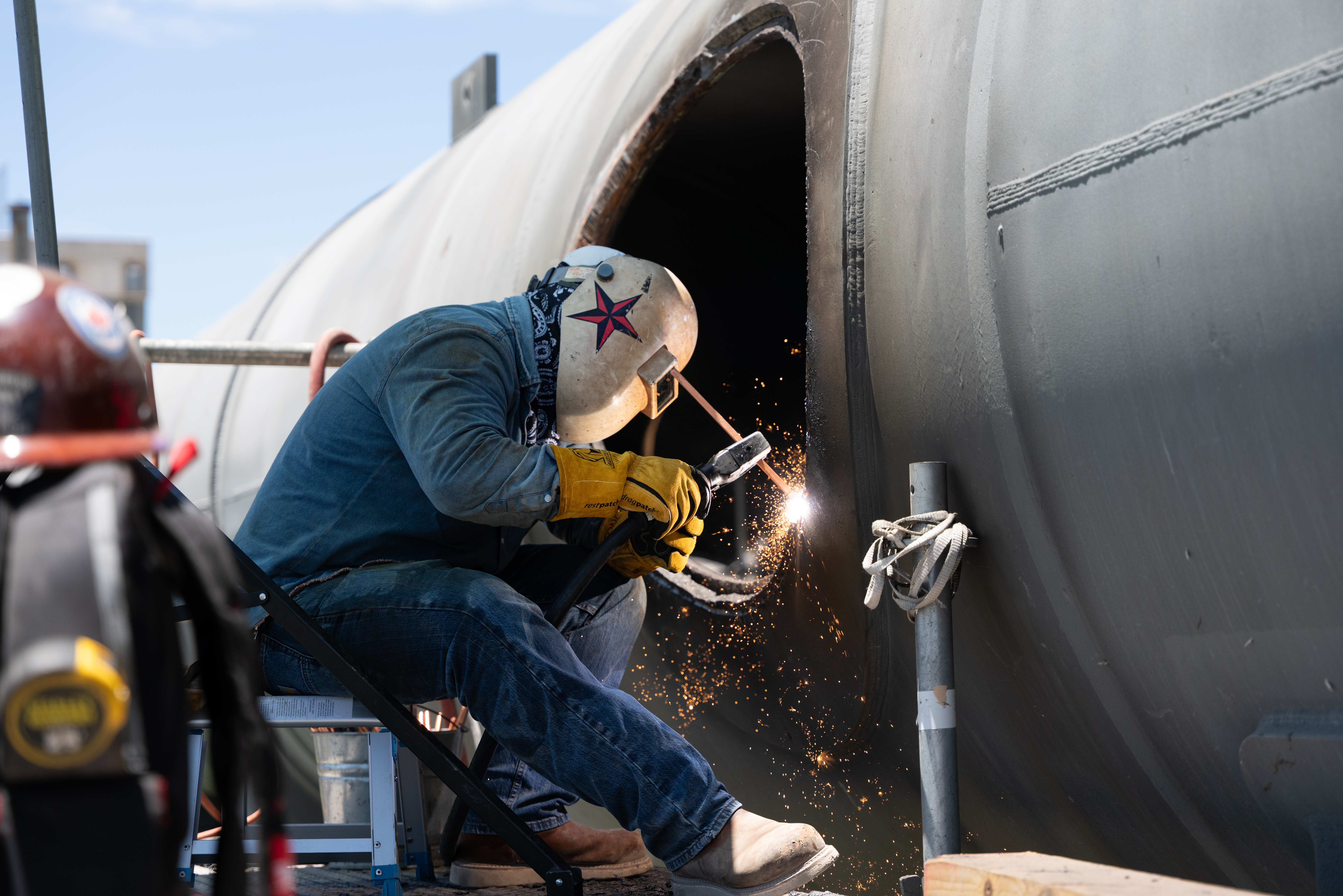 Photo: Blue Origin New Glenn at Launch Complex 36 during return-to-flight work