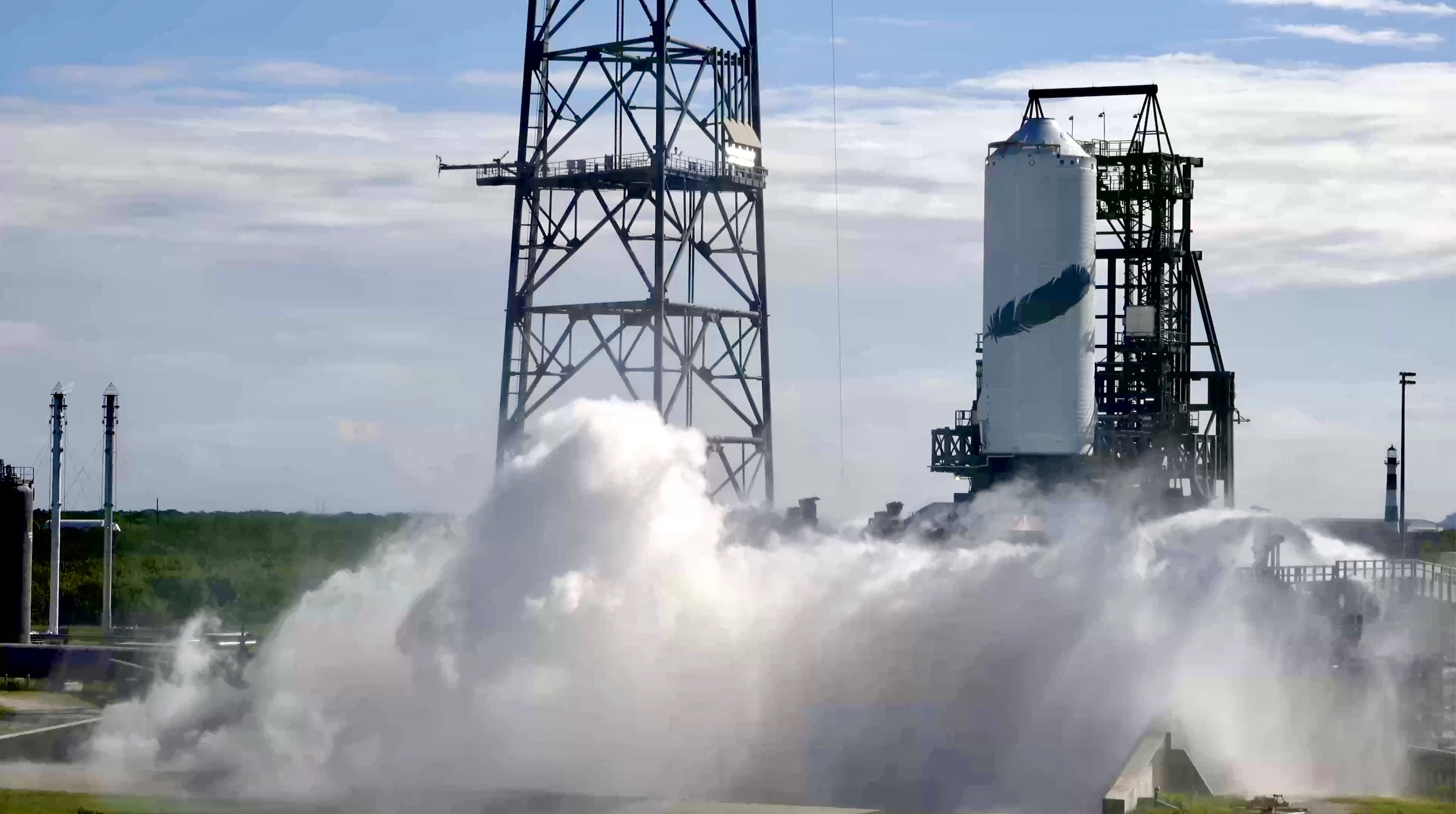 New Glenn's second stage firing both BE-3U engines during a ground hotfire
